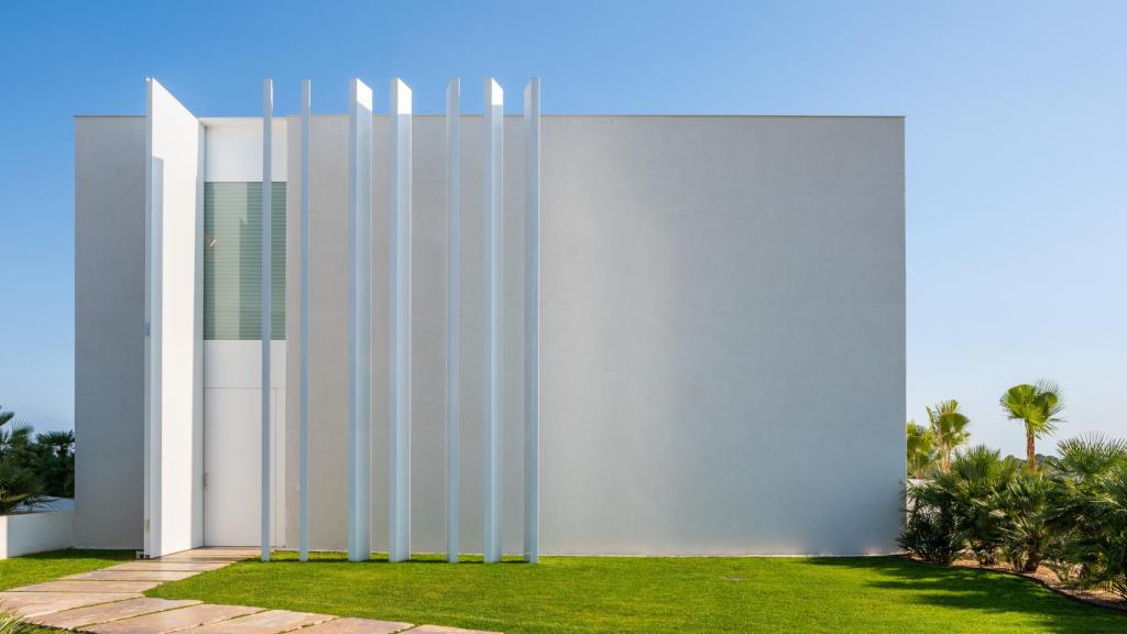 Imagen de uno de los laterales de la villa Morning Breeze.