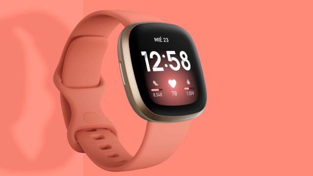El Fitbit Versa 3 baja de precio a lo bestia en Amazon España