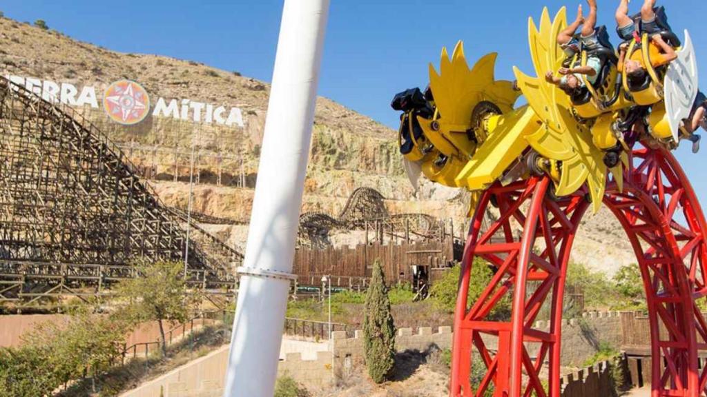 Atracción en Terra Mítica, en imagen de archivo.