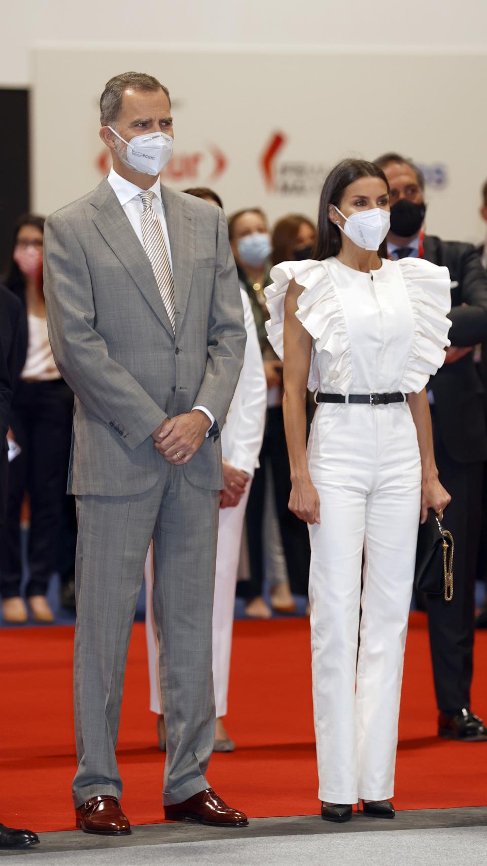 La reina Letizia ha estrenado mono de la firma de Inés Domecq.