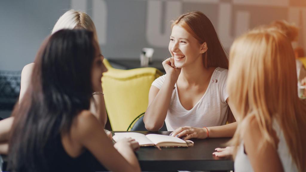 Bibiana Aído: Apoyar el rol de las mujeres como líderes es fundamental