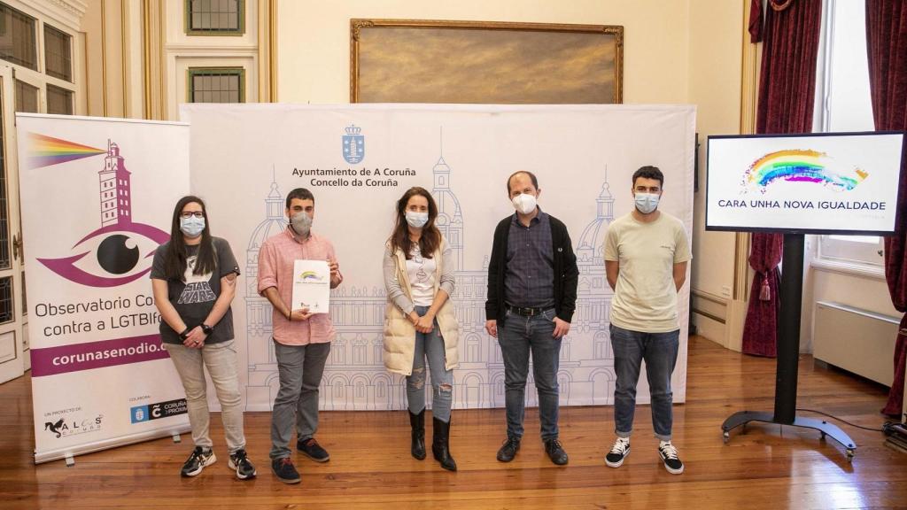 El Observatorio Coruñés contra a LGTBIfobia atiende un 20% más de casos en 2020