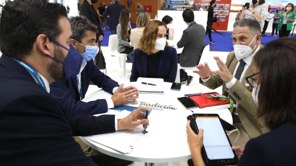 Reunión de Costa Blanca con AENA en Fitur.