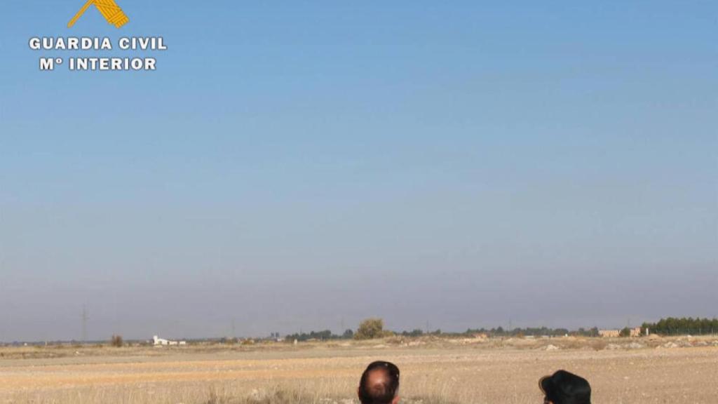 El equipo PPegaso de la Guardia Civil de Albacete denuncia a una persona por varias infracciones a la normativa de seguridad aérea. Foto: Guardia Civil