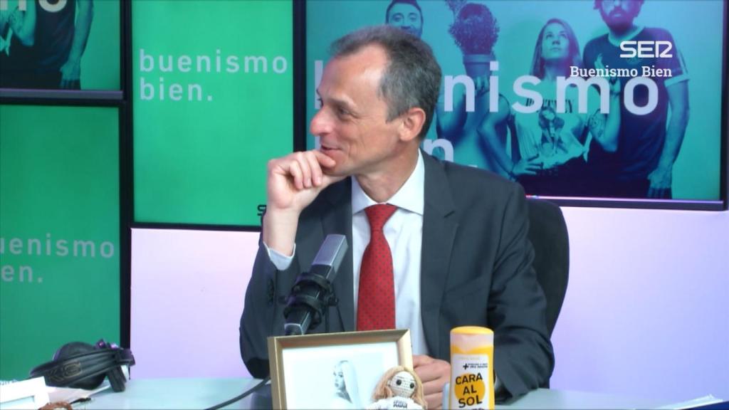 Pedro Duque en el estudio de 'Buenismo Bien'.