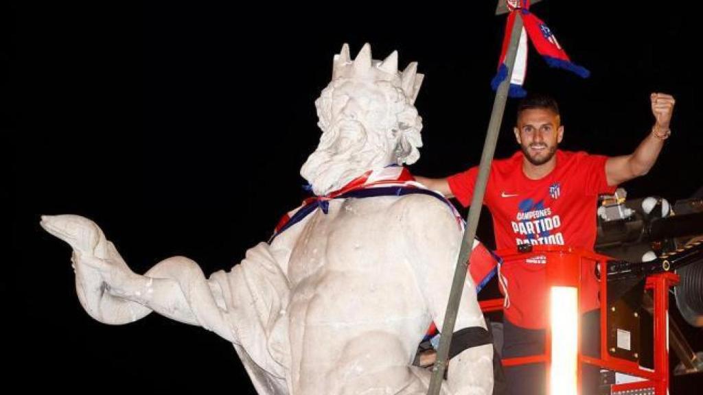 Koke le puso el brazalete a Neptuno