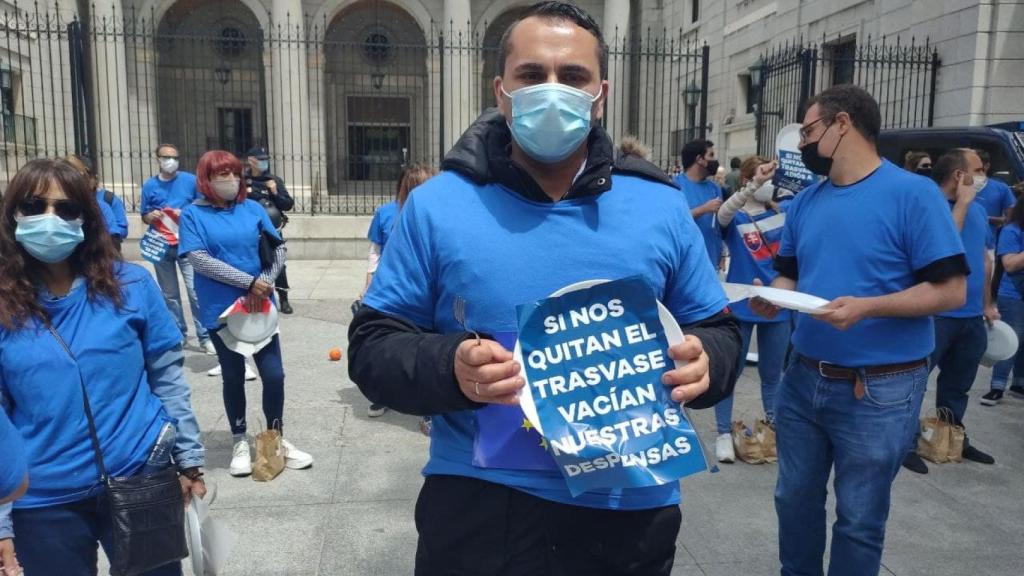 Raúl, la manifestación.