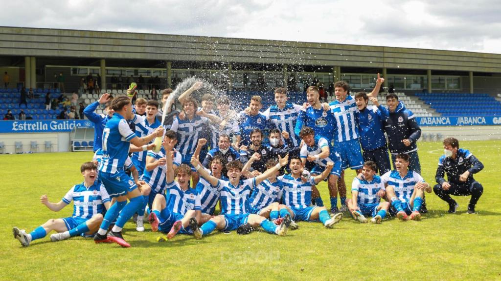 El juvenil, campeón de liga.