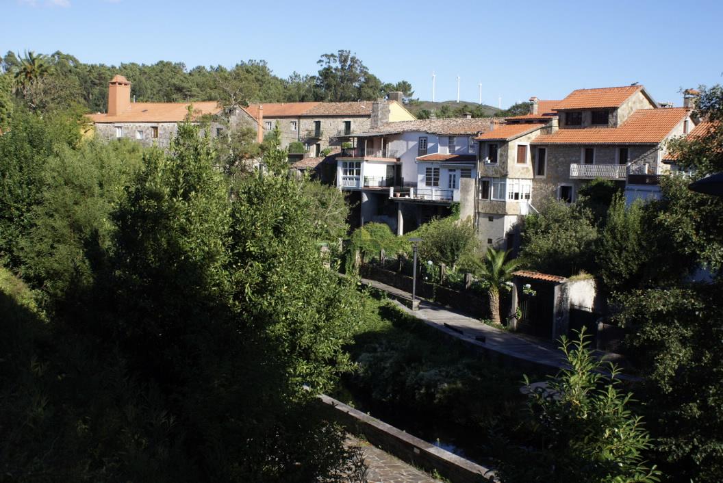 Viviendas en paseo fluvial  turismo.gal
