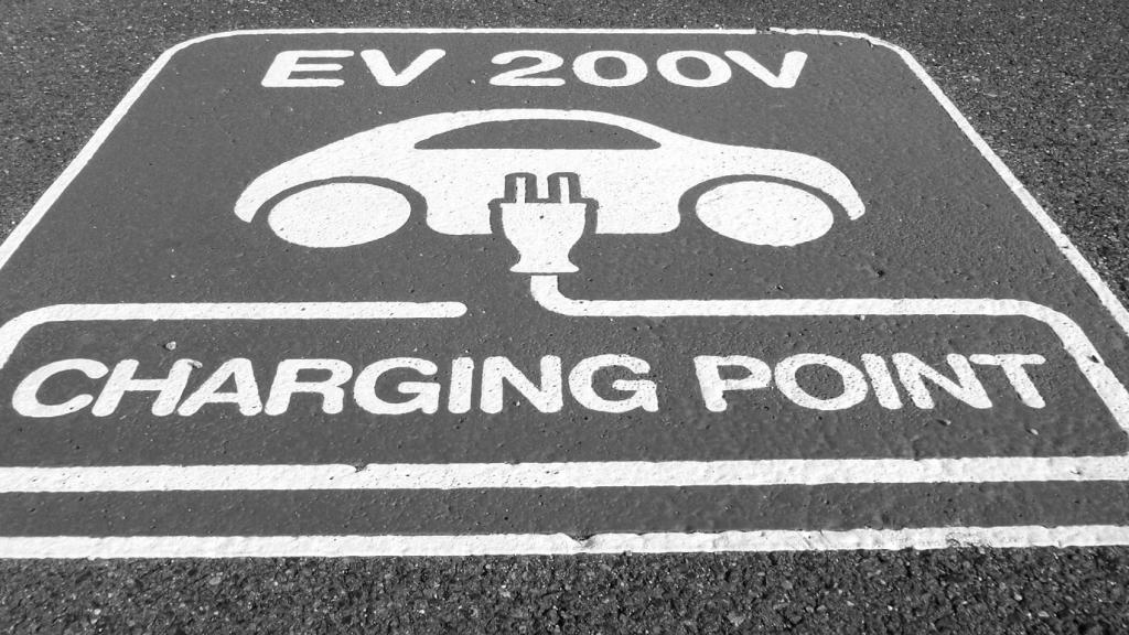 Universalizar el pago para impulsar la movilidad eléctrica