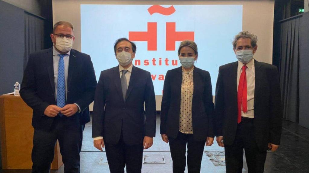 Toledo presenta en el Instituto Cervantes de París su Centenario de Alfonso X El Sabio como reclamo de turismo cultural. Fotos: Ayuntamiento de Toledo