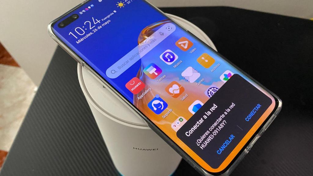 Conectarse a la red del Huawei WiFi Mesh es tan fácil como poner el móvil encima