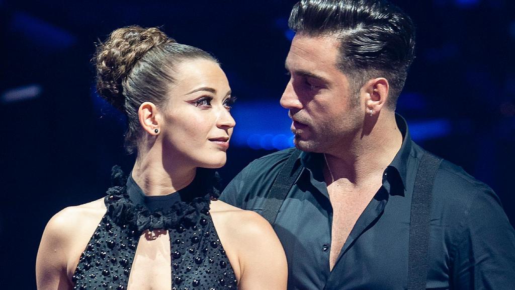 Yana Olina y David Bustamante , en una foto de 'Bailando con las estrellas'.