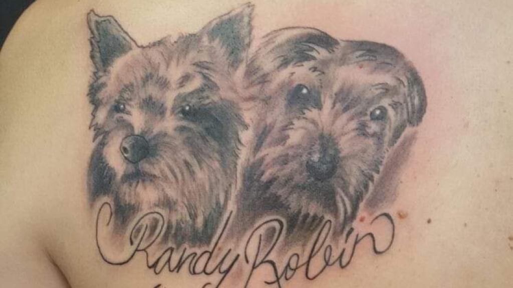 Clara y su marido no podían tener hijos, así que quería a sus perros como si lo fueran.