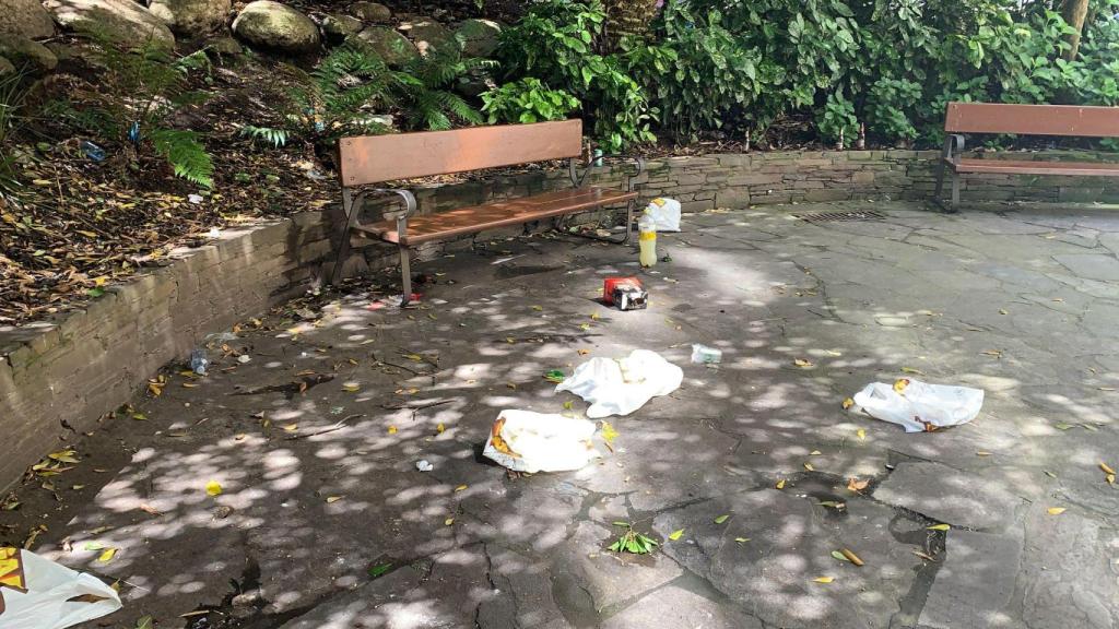 Botellón en San Pablo, A Coruña.