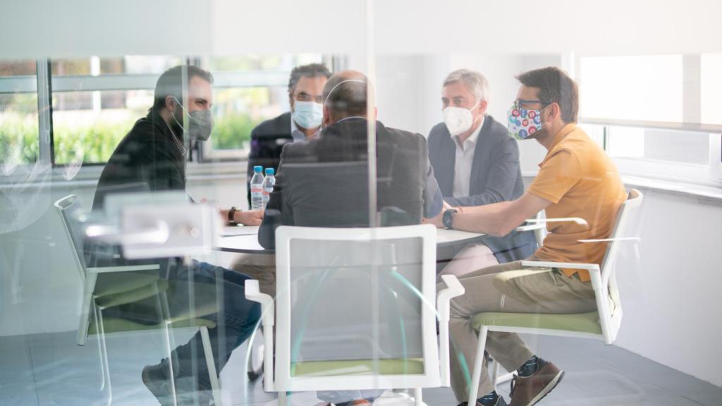 Un instante de la mesa redonda sobre secuenciación genética organizada por D+I.