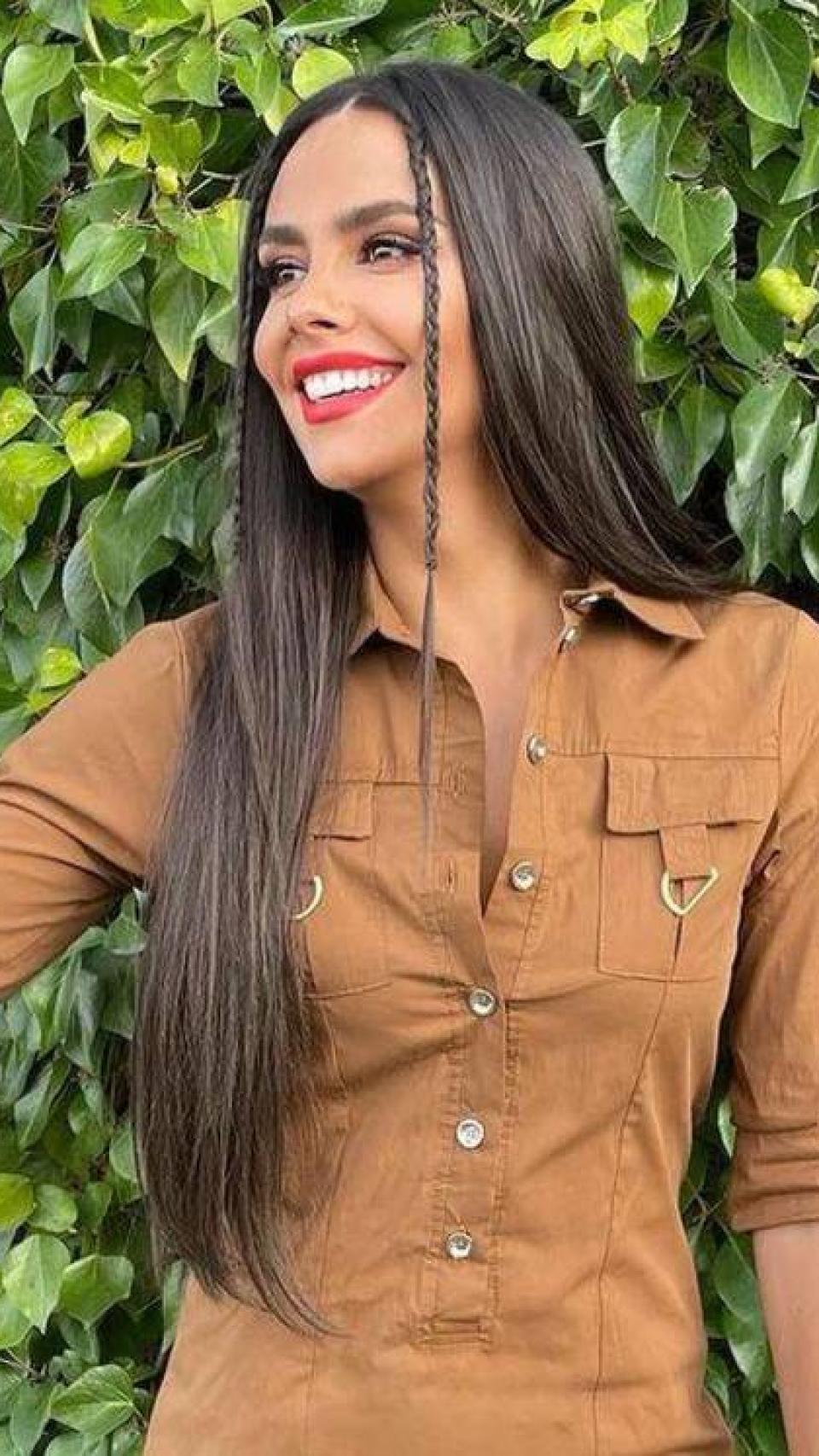 Cristina Pedroche incorporó el peinado a su melena 'xxl'