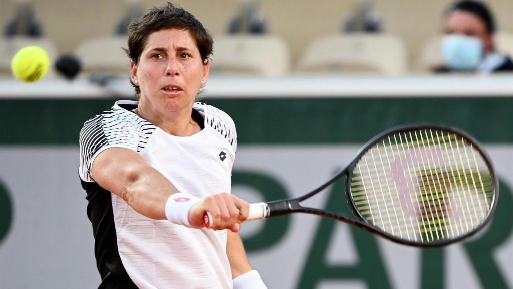 Suárez, durante su partido ante Stephens en Roland Garros.