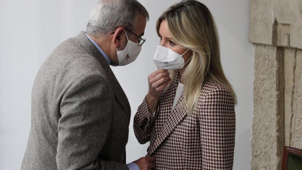 El presidente de la Asamblea, Alberto Castillo, con la coordinadora autonómica de Cs, Ana Martínez Vidal.