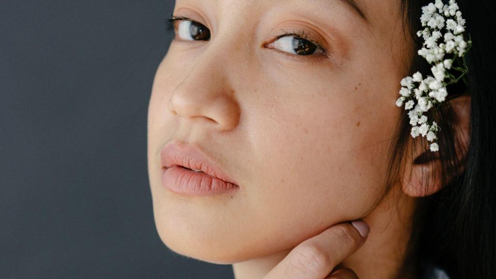 'Curvy lips': cómo lucir unos labios con volumen, respingones y naturales