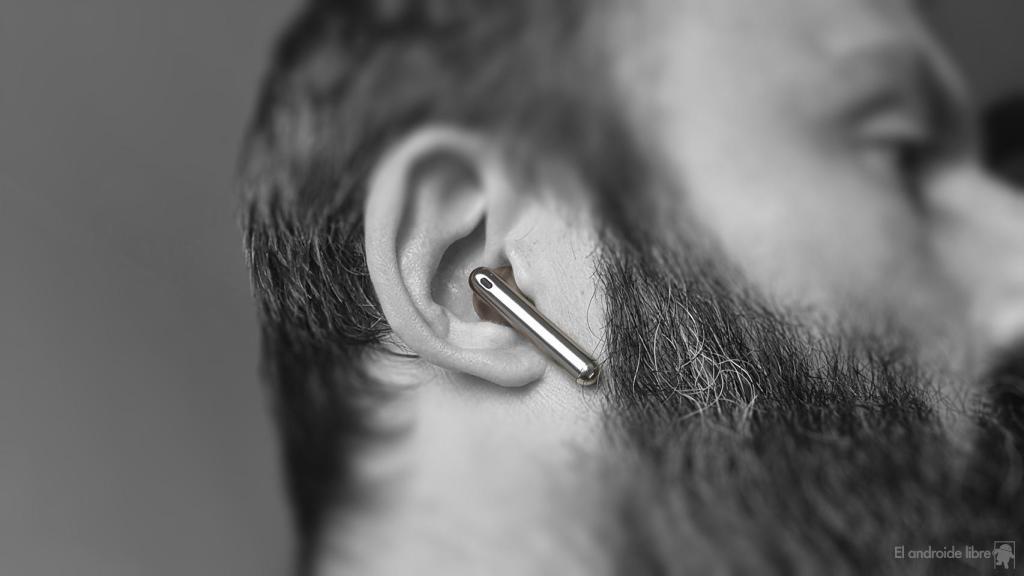 Huawei FreeBuds 4 puestos