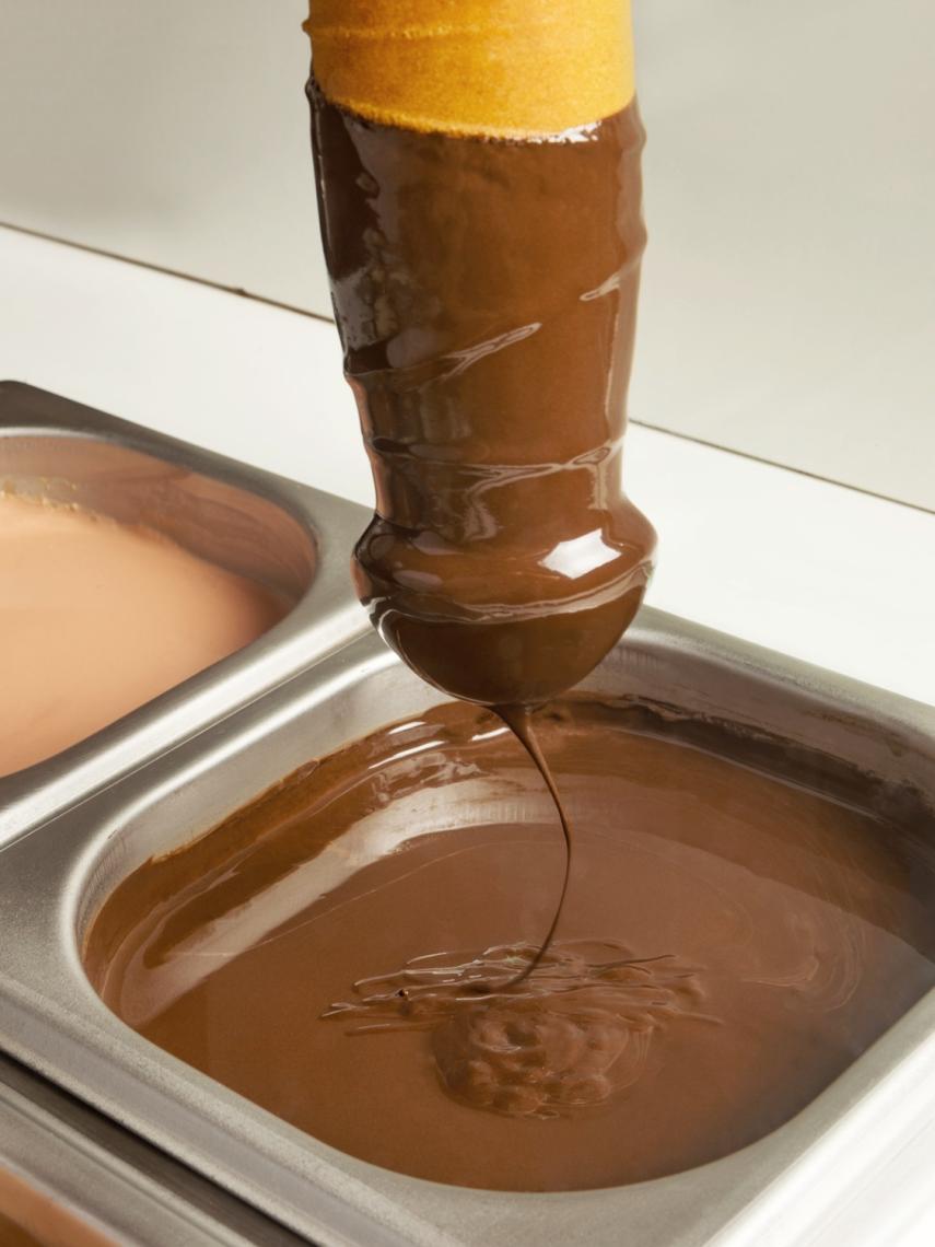 Los trabajadores de La Pollería preguntan al cliente si le gusta más mojadita o más seca.