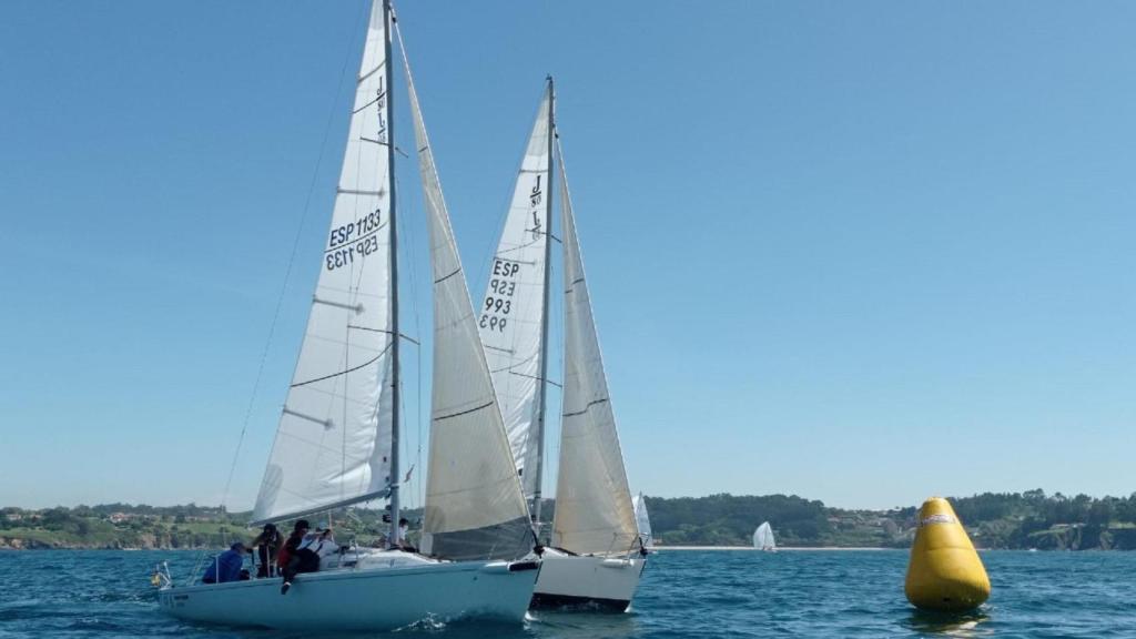 El ‘Impresión 3D Atlántico’, a la cabeza del Infanta Elena de J-80 en A Coruña