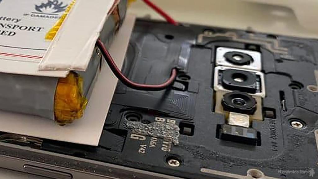 Detalles de la instalación de la batería extra