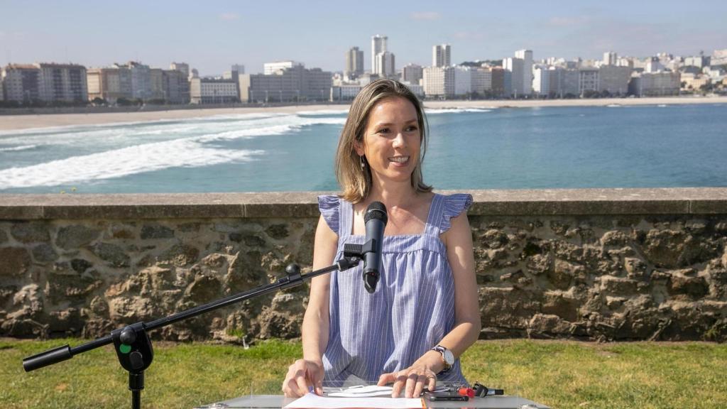 La edil de Deportes, Mónica Martínez.