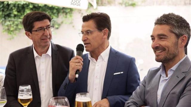 Juan Marín, Luis Salvador y Manuel Olivares, concejal y exmilitante de Cs en Granada en una imagen de archivo.