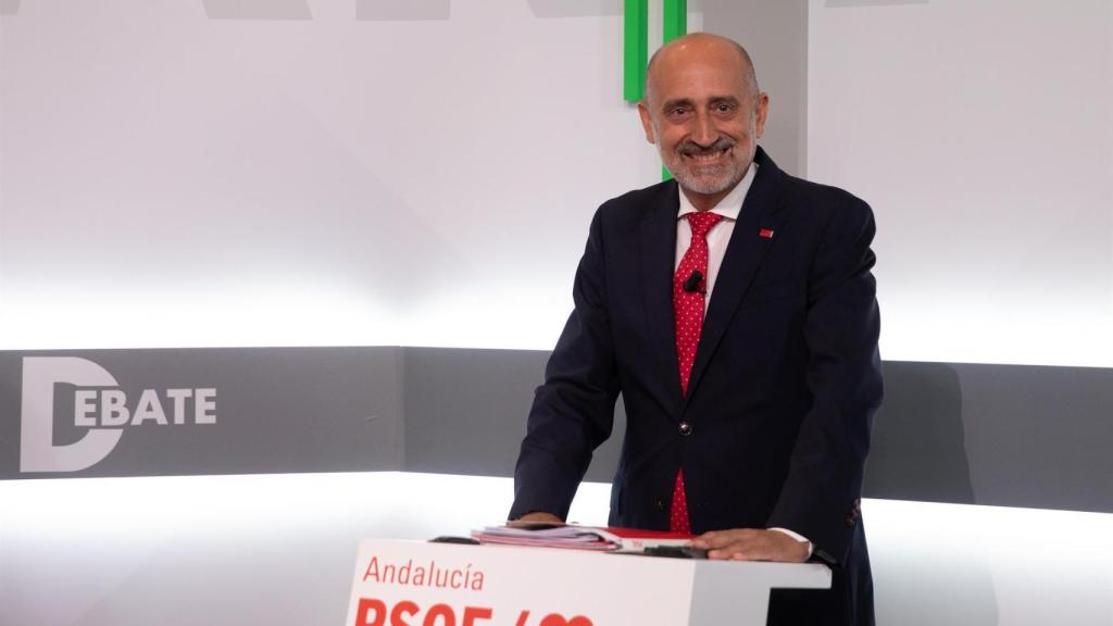 Luis Ángel Hierro durante el debate de este martes.