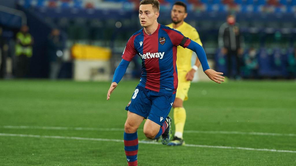 Jorge de Frutos, con la camiseta del Levante