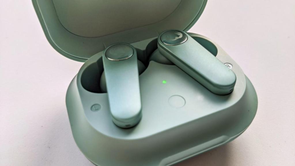 Fresh 'n Rebel Twins ANC