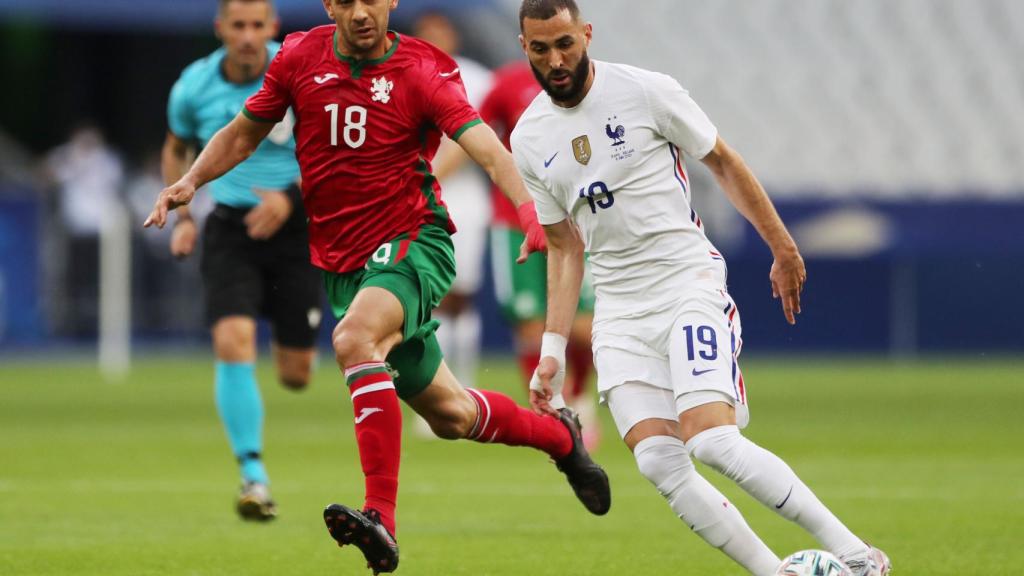 Karim Benzema durante un partido con Francia