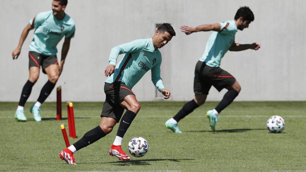 Cristiano Ronaldo en un entrenamiento con Portugal