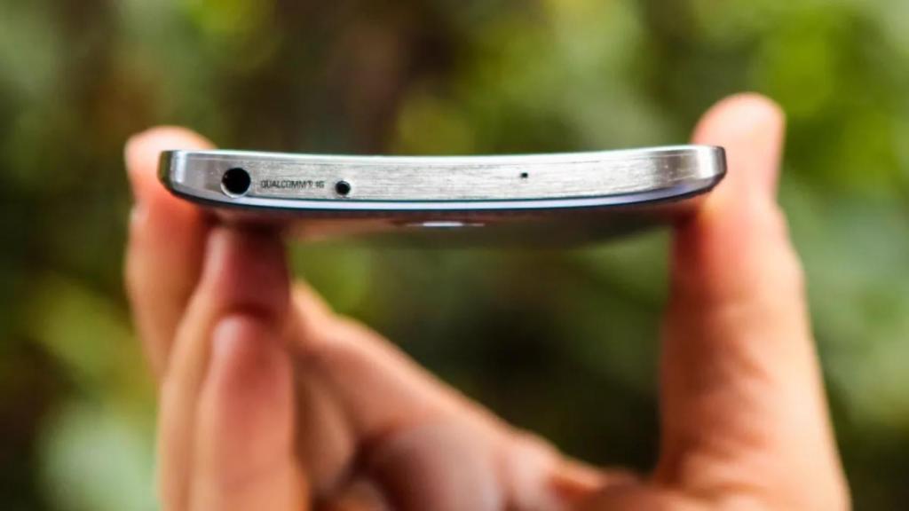 Samsung Galaxy Round forma