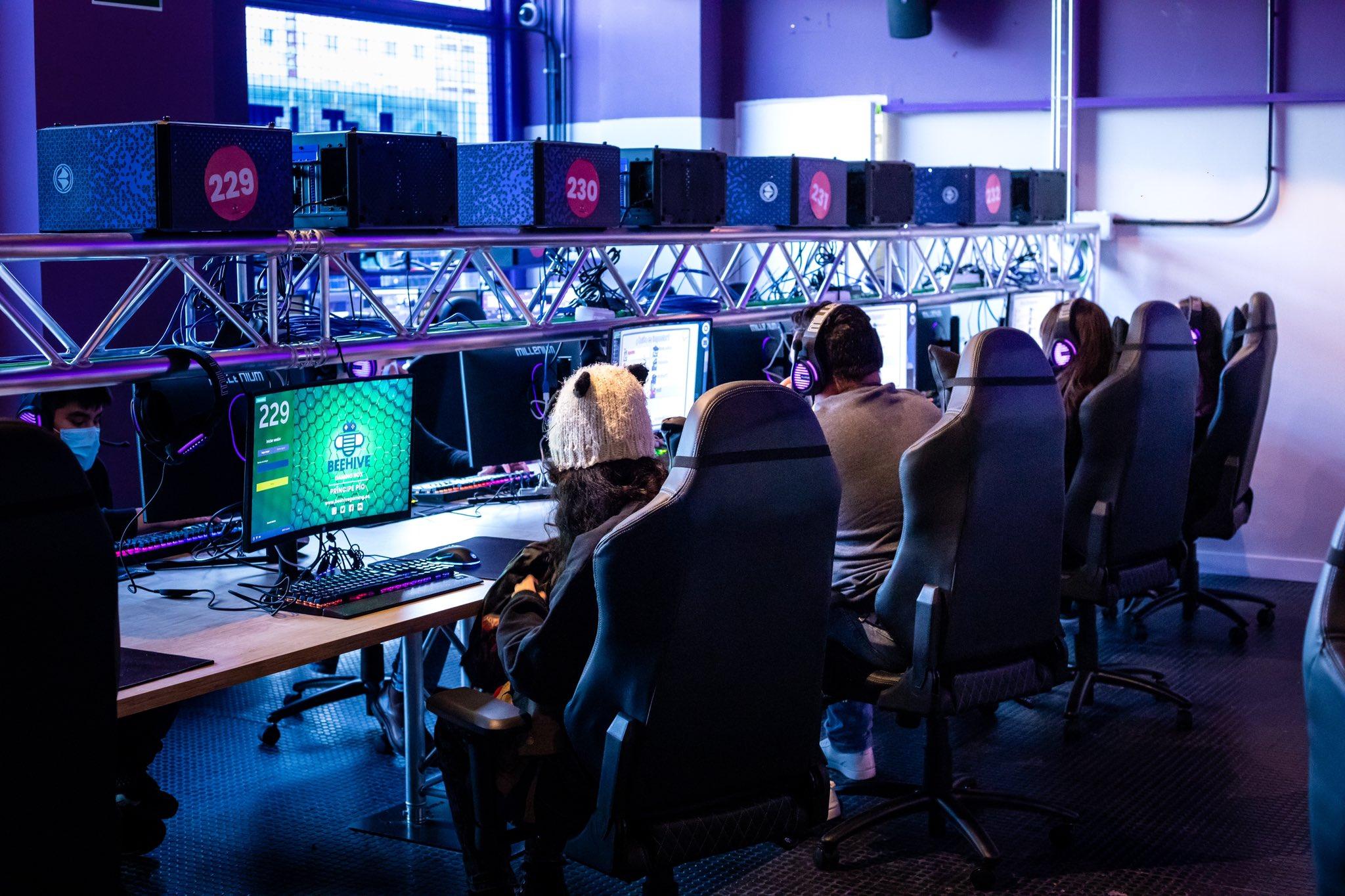 Uno de los centros de Beehive Gaming Box (Cedida).