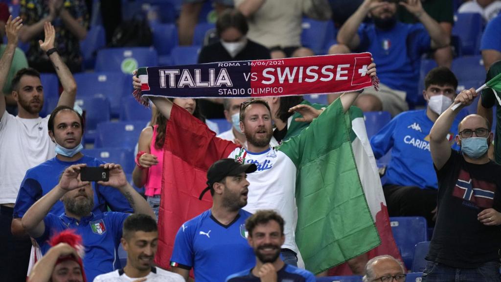 Un aficionado antes del Italia - Suiza de la Eurocopa