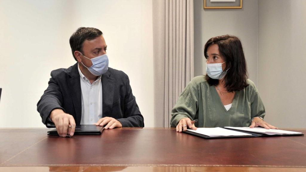 El presidente de la Deputación da Coruña, Valentín González Formoso, y la alcaldesa de la ciudad herculina, Inés Rey.