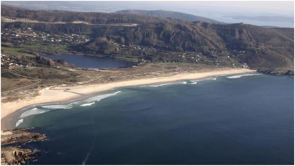 Vista aérea del arenal de Doniños.