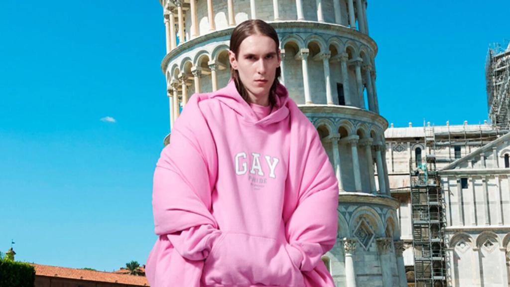 Balenciaga ha creado una colección cápsula de sudaderas.