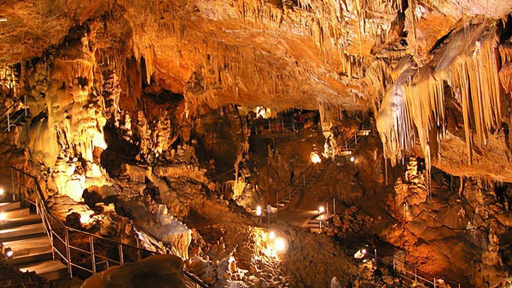 La Cueva del Rull está en La Vall d'Ebo.