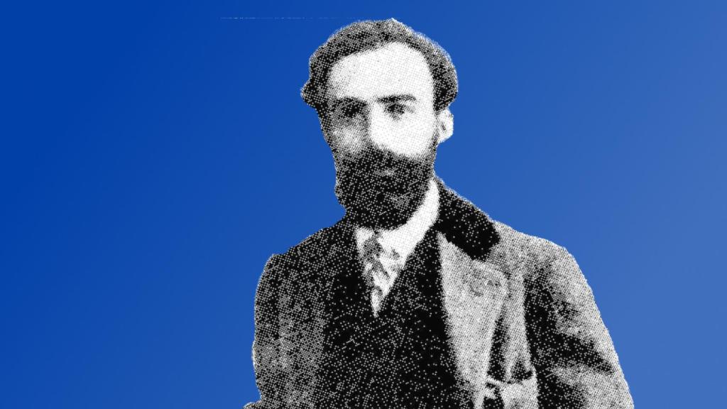 Luis Torregrosa  compuso el himno de las Hogueras de Alicante a partir de siete canciones populares.