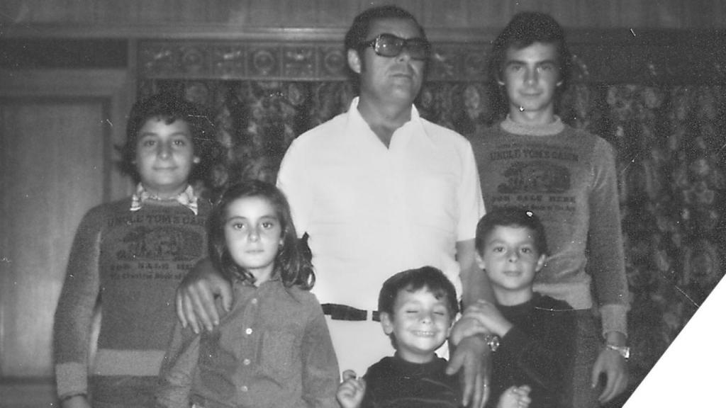 Homenaje de la Empresa Paredes a su fundador.