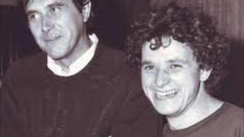 La sonrisa de Julio Ruíz más natural que lo de Bryan Ferry