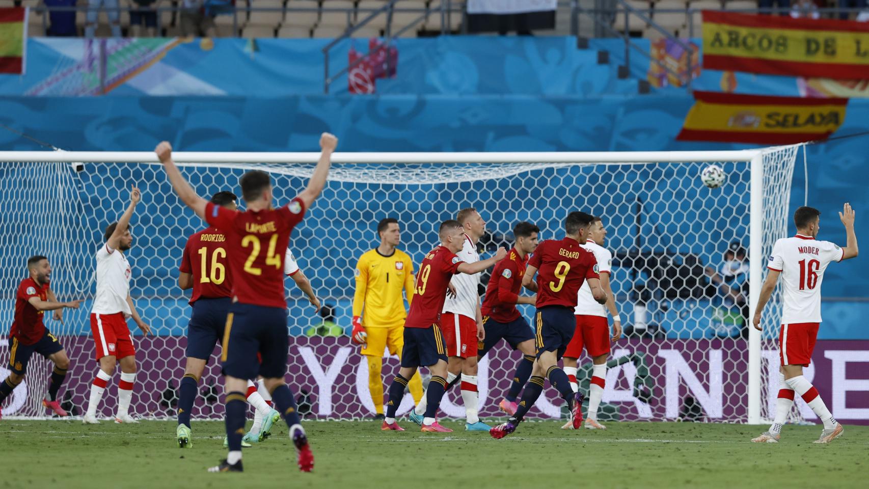 Álvaro Morata adelanta a España ante Polonia