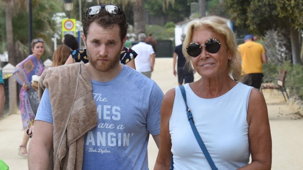 Aviv Miron y Mila Ximénez durante un verano en Marbella.