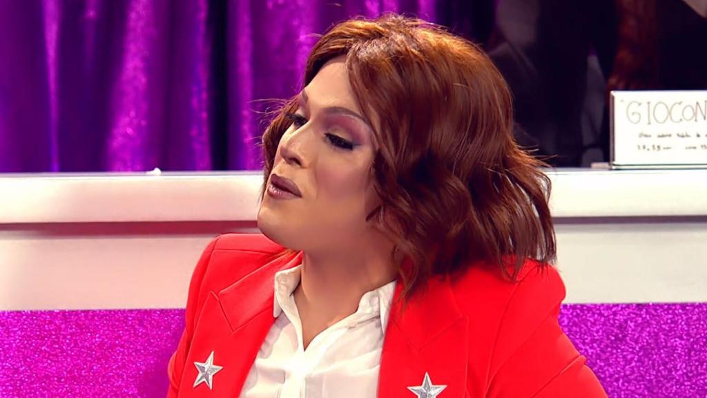 Así fue la imitación drag de Díaz Ayuso: “Tanto maricón, voy a cerrar esto en cuanto acabe”