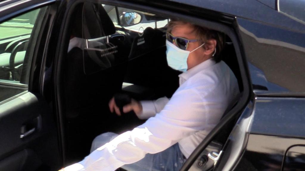 Baute respondiendo a las preguntas de la prensa tras reconciliarse con su hijo.