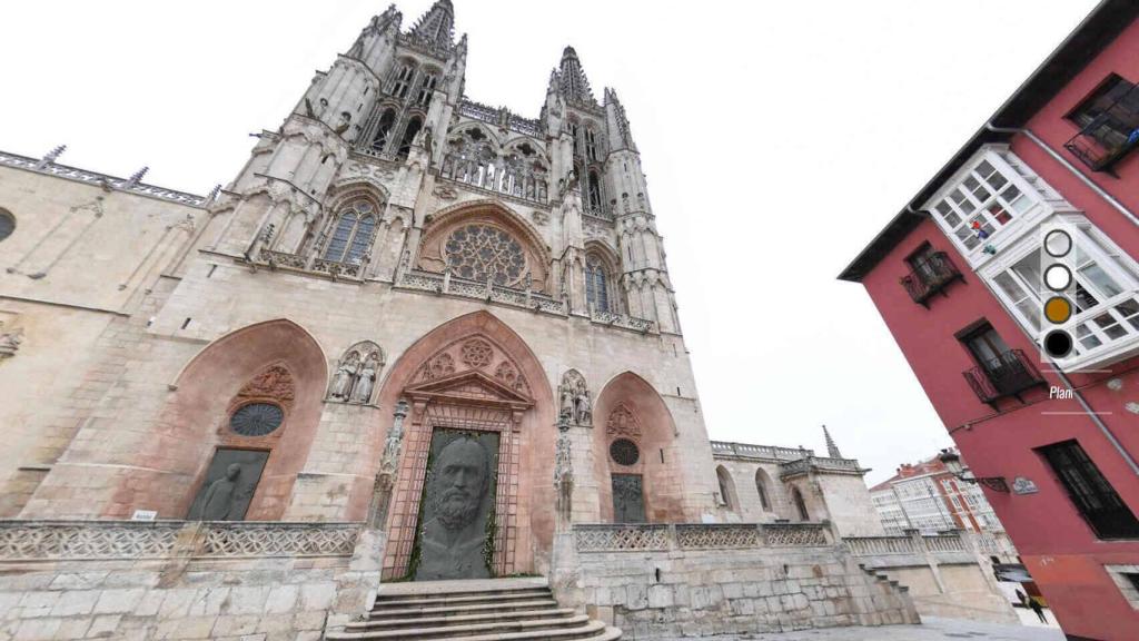 Fachada de Santa María de la catedral gótica. Cabildo de Burgos